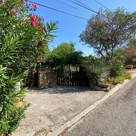 Studio Grotte Des Fees Apartment Hyeres Exterior photo